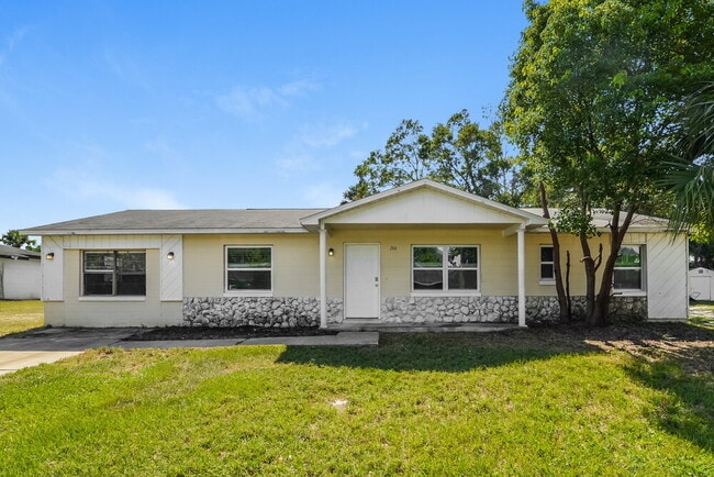 property at 206 Yale Dr