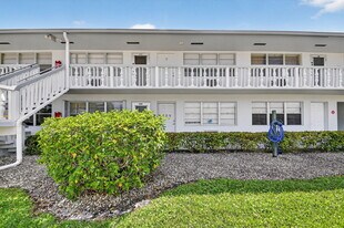 344 Northampton Q in West Palm Beach, FL - Building Photo