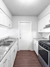 9018 Chaminade Dr in San Antonio, TX - Building Photo - Building Photo