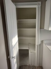 1224 Eckert Ave, Unit 2nd-3rd Floor in Reading, PA - Foto de edificio - Building Photo