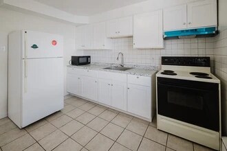 3930 Bailey Ave, Unit #3 in Buffalo, NY - Foto de edificio - Building Photo