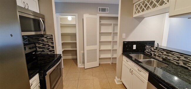 property at 3300 Yorktown St