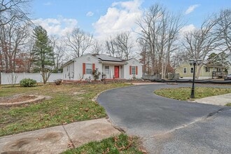 303 Martin L King Ave in Egg Harbor Township, NJ - Building Photo - Building Photo