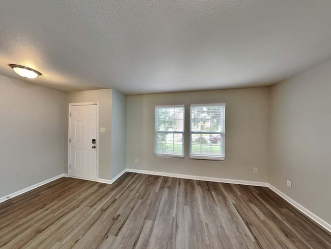 property at 934 Littleton Dr
