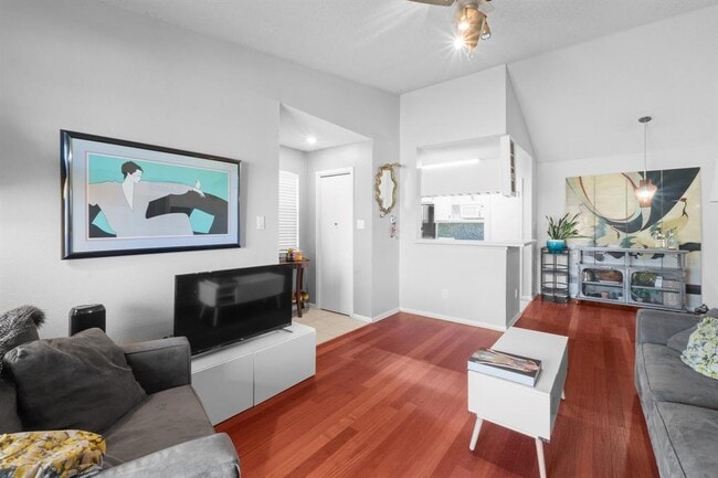 property at 1601 Faro Dr