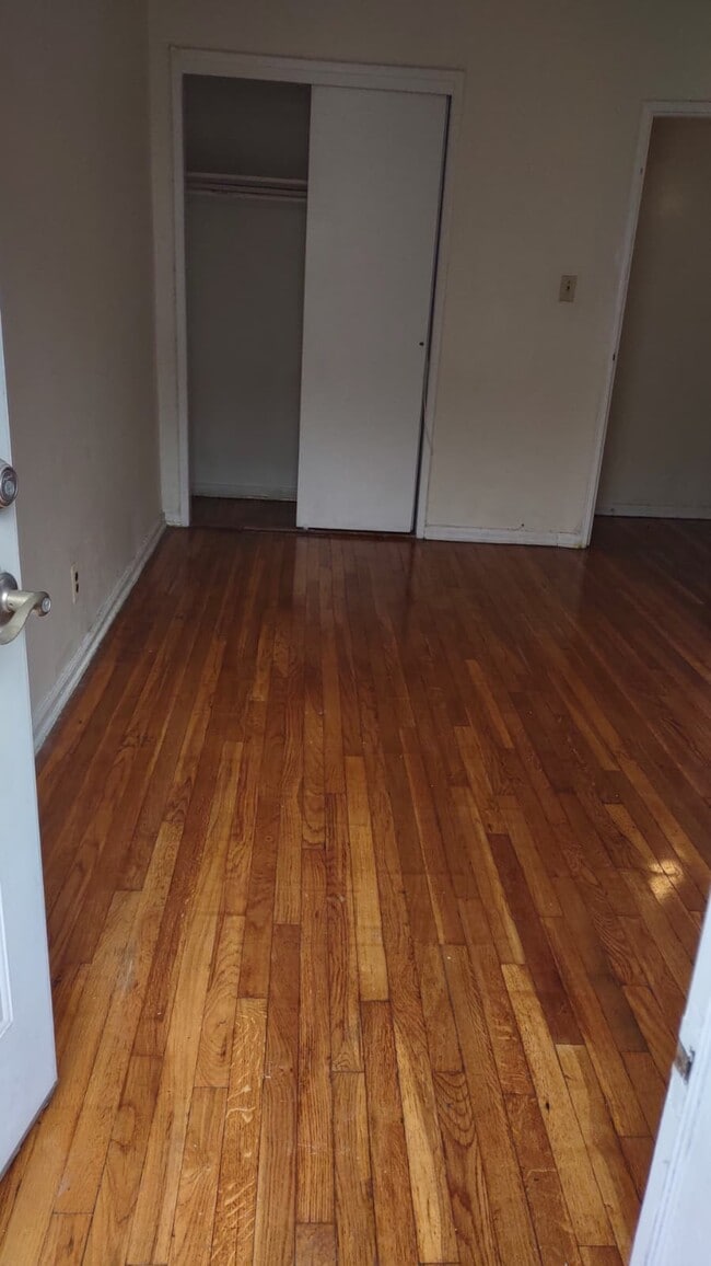 944 E 103rd St, Unit 1 in Brooklyn, NY - Building Photo - Building Photo