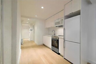 209 Mulberry St in New York, NY - Foto de edificio - Building Photo