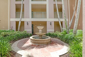11710 St Andrews Place in Wellington, FL - Foto de edificio - Building Photo