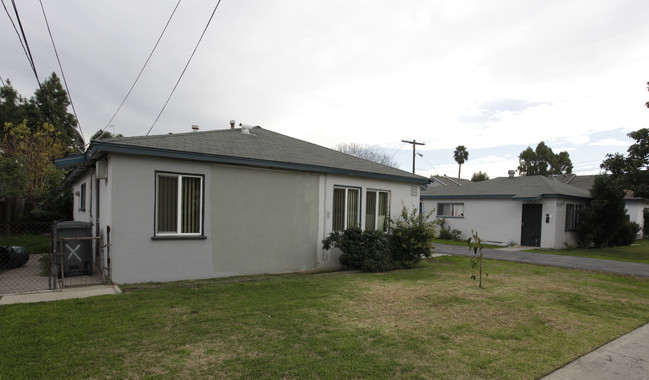 5842-5858 Western Ave in Buena Park, CA - Building Photo - Building Photo