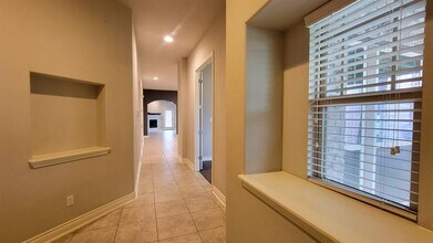 518 Field Corn Ln in San Marcos, TX - Building Photo - Building Photo