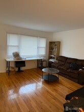 34 Nelson Ave in Edison, NJ - Building Photo - Building Photo