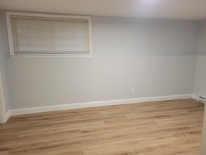 224 School St, Unit 2 in Walpole, MA - Building Photo - Building Photo