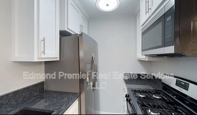 property at 205 E Hurd St