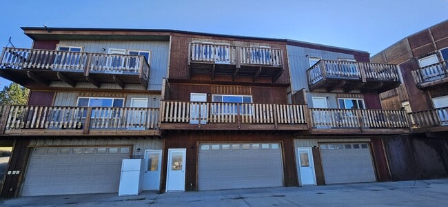property at 62 Skyline St