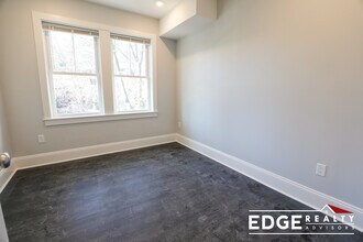 64 N Beacon St, Unit 2 in Boston, MA - Building Photo - Building Photo