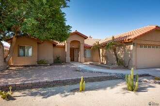 8215 Forget Me not St in Yuma, AZ - Building Photo - Building Photo