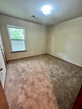 309 E Asher Ct in Rogers, AR - Building Photo - Building Photo