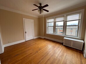 4716 N Kenneth Ave, Unit #2 in Chicago, IL - Building Photo - Building Photo