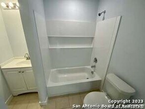 1632 S Hamilton Ave in San Antonio, TX - Building Photo - Building Photo