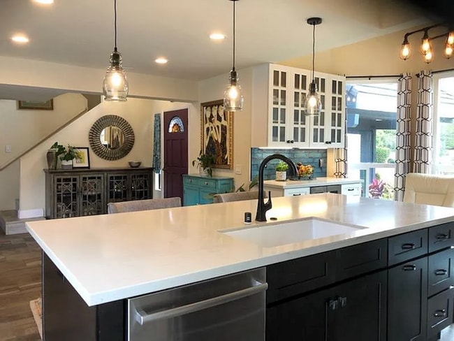 2126 Pine Crest Way in Carlsbad, CA - Building Photo - Building Photo