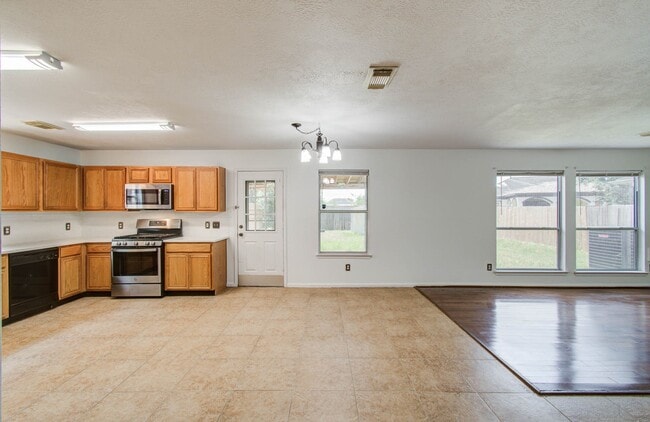 property at 18119 Dusty Terrace Ln