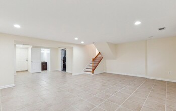 1836 Spicer Ct in Annapolis, MD - Building Photo - Building Photo