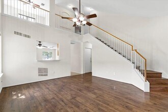 1910 Prairie Rock Way in Round Rock, TX - Building Photo - Building Photo