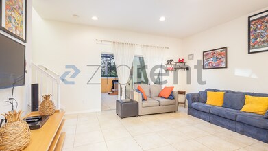 3092 Yellow Lantana Ln in Kissimmee, FL - Building Photo - Building Photo