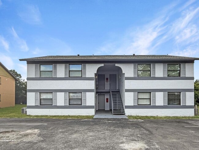 property at 40 N Fairfax Ave