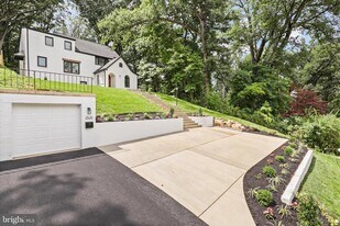 2520 N Vernon St in Arlington, VA - Building Photo