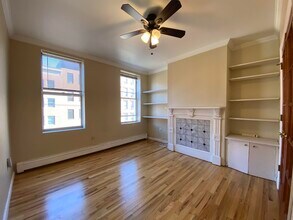 218 Willow Ave in Hoboken, NJ - Building Photo - Building Photo