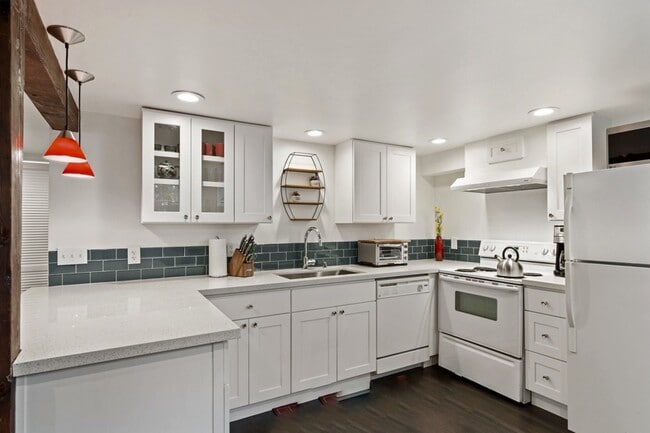 11639 1st Ave NW, Unit 116391stAve in Seattle, WA - Building Photo - Building Photo