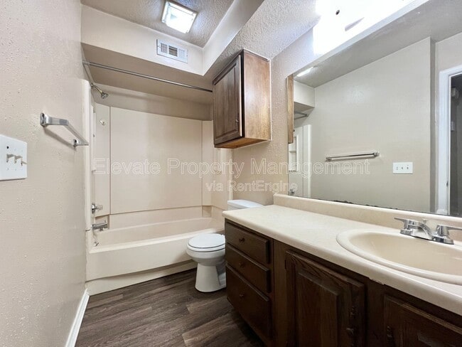 property at 14407 N Pennsylvania Ave