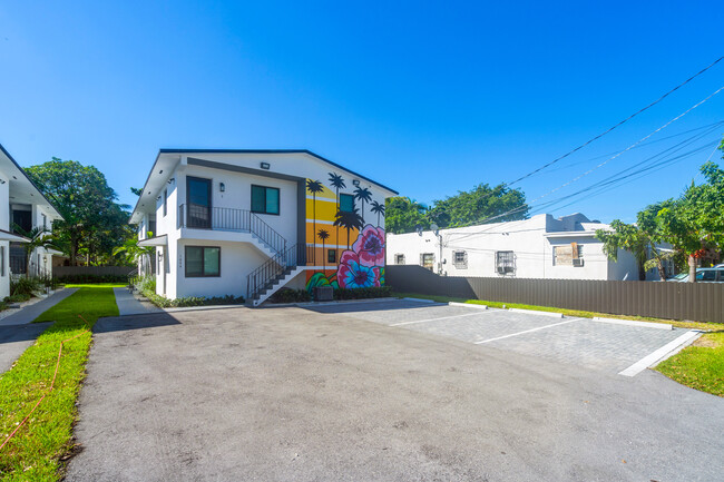 1054 NW 29th St in Miami, FL - Building Photo - Building Photo