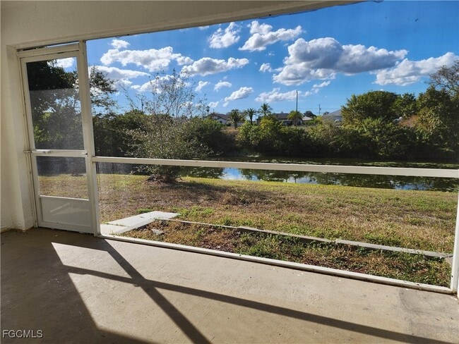 1214 NE 14th Ave in Cape Coral, FL - Building Photo - Building Photo