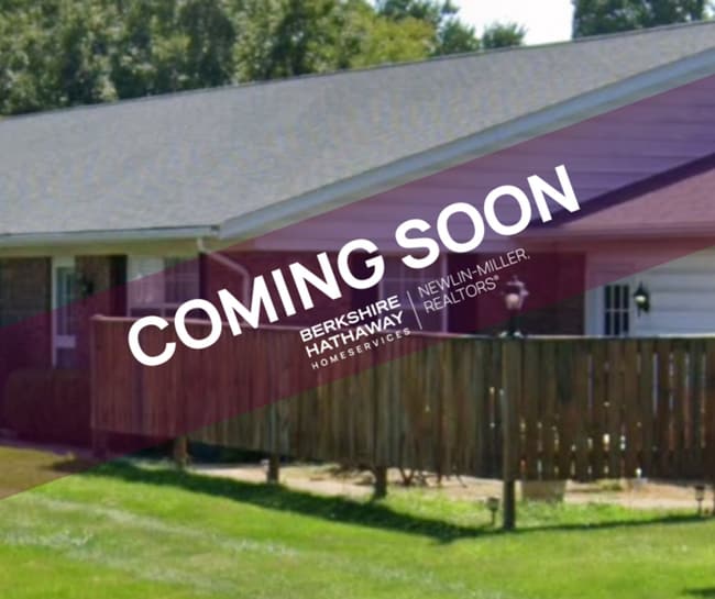 property at 13 E Cresthill Dr