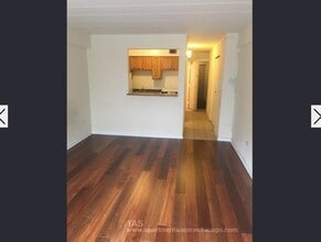 6821 N Sheridan Rd, Unit 3 in Chicago, IL - Foto de edificio - Building Photo