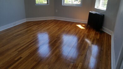 1641 Commonwealth Ave, Unit 12 in Boston, MA - Building Photo - Building Photo