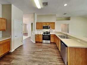 10120 Lancashire Dr in Jacksonville, FL - Foto de edificio - Building Photo