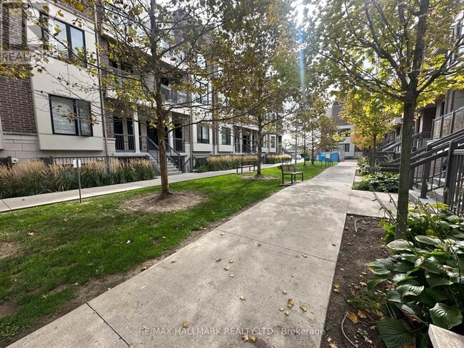 property at 8 Drummond St