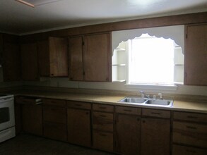 3587 FM 2208 in Longview, TX - Building Photo - Building Photo