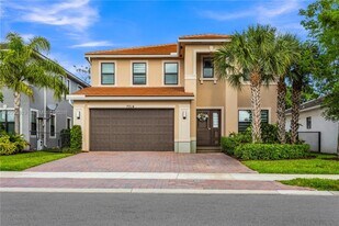 7314 Estero Dr in Greenacres, FL - Building Photo