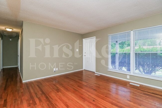 6722 Champana Ln in Florissant, MO - Foto de edificio - Building Photo