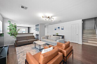 1613 Coriander Dr in Austin, TX - Building Photo - Building Photo