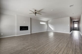 364 Braves Wy in Lavon, TX - Foto de edificio - Building Photo