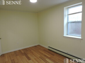 47 Dane St, Unit Grdn in Somerville, MA - Building Photo - Building Photo