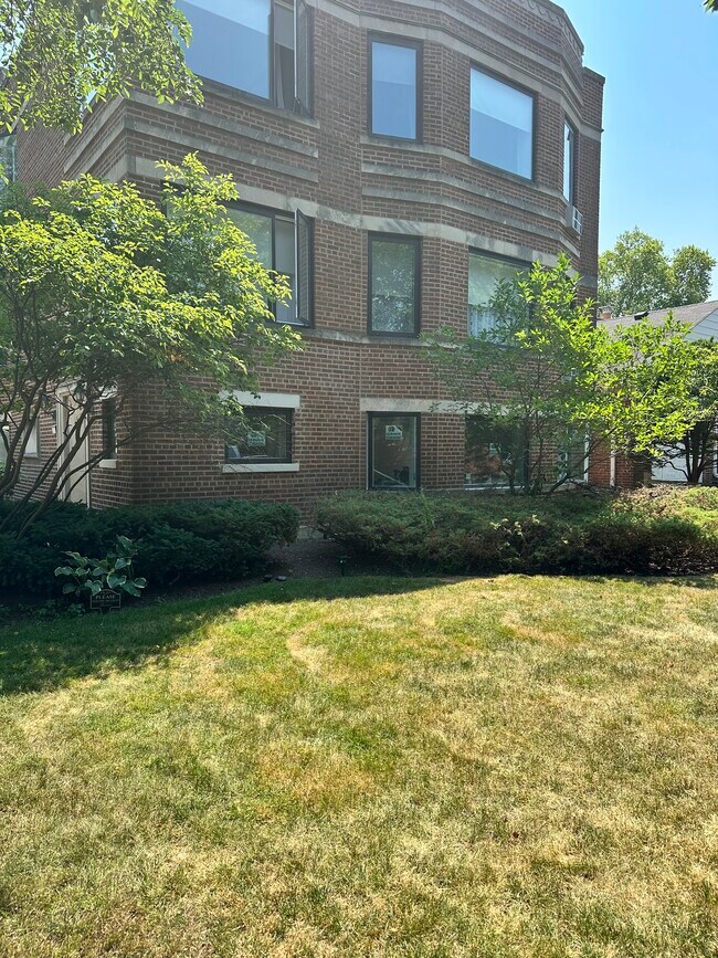 330 Barton Ave, Unit G