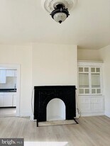 2202 N Charles St in Baltimore, MD - Building Photo