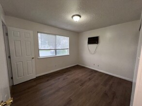 7037 Carthy Way in Sacramento, CA - Building Photo - Building Photo