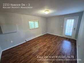 2233 Hanser Dr in Covington, KY - Foto de edificio - Building Photo
